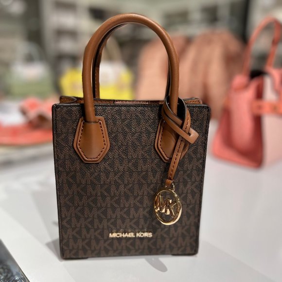 MICHAEL KORS MERCER XS NS SHOPPER CROSSBODY SATCHEL BAG SIGNATURE LOGO MK BROWN - Picture 1 of 8